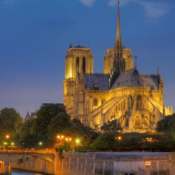 Notre Dame Screen Wallpapers Group
