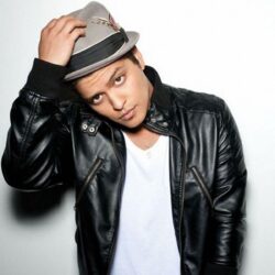 43 Desktop Image of Bruno Mars