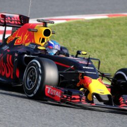 Max Verstappen, Red Bull, Circuit de Catalunya, 2016 · F1 Fanatic