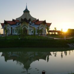 2017: A momentous year for the Baha’i world