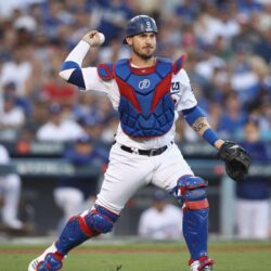 Yasmani Grandal’s deal is great for the Brewers and bad for baseball