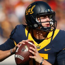 Five theories on Jared Goff’s magical hand growth