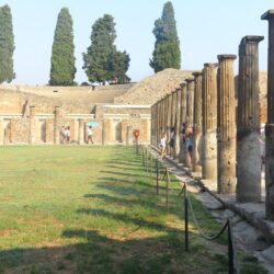 Ancient colonnade in Pompeii, Italy wallpapers and image