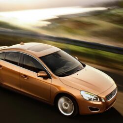 2011 Volvo S60 2 Wallpapers