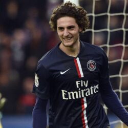 Arsenal move for PSG midfielder