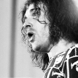 Joe Cocker, legendary musician, dead at the age of 70