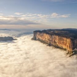 Mount Roraima ! The Oldest Geological Formations on Earth