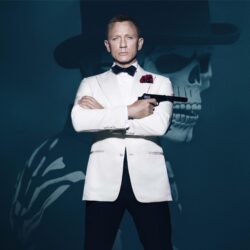 Daniel Craig in Spectre Wallpapers