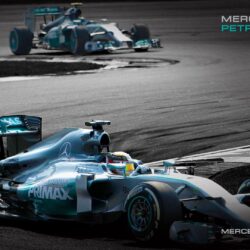 Formula One Mercedes AMG Petronas Moving Desktop Wallpapers