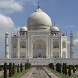 Download Taj Mahal Wallpapers