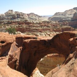 File:Cassidy Arch, Capitol Reef National Park
