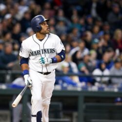 Mariners place Robinson Cano on 10