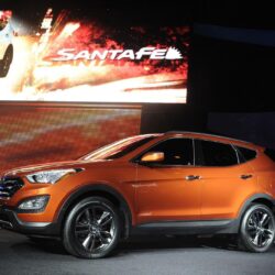 Hyundai Santa Fe Wallpapers HD Download