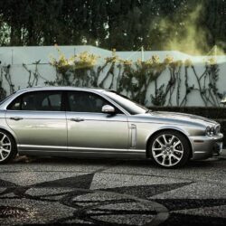 Jaguar xj Wallpapers and Backgrounds
