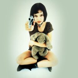 guns, Natalie Portman, Leon The Professional, stuffed animals