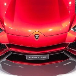 2018 Lamborghini Urus HD Wallpapers