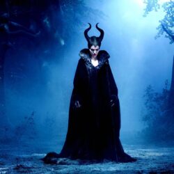 9 HD Maleficent Movie Wallpapers