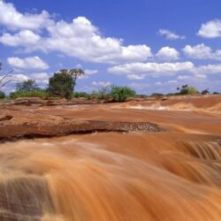 Lugard Tag wallpapers: Lugard Falls Kenya Deserts Waterfalls
