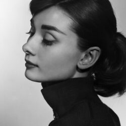 Audrey Hepburn Wallpapers – Beautiful PIX