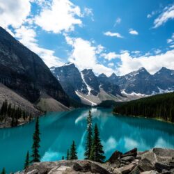 Wallpapers Moraine Lake, Lake Louise, Banff National Park, Canada