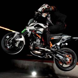 Wallpapers For > Hd Stunt Bike Wallpapers