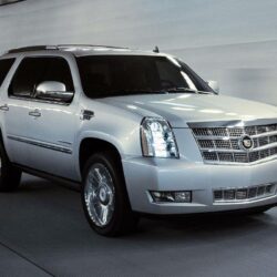 Cadillac Escalade Wallpapers, Pictures and Technical Specs
