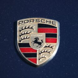 P Porsche Emblem HD 1080p