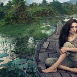 Angelina Jolie Louis Vuitton Cambodia 486695