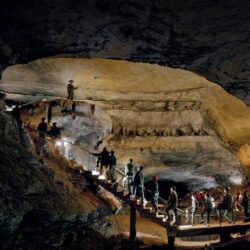 A tour of Booth”s Amphitheater in Mammoth Cave National Park