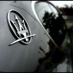 SPORTS CARS: Maserati logo wallpapers HD