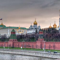 Kremlin Wall & Red Square wallpapers