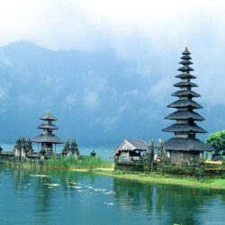 Temple of water in Bali wallpapers and image