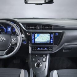 Wallpapers Toyota auris, hatchback, hybrid, blue, interior., Cars
