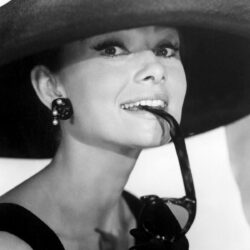 Image For > Audrey Hepburn Sabrina Wallpapers