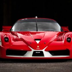Ferrari FXX Red. Android wallpapers for free