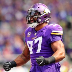 Everson Griffen returning to the Minnesota Vikings on Wednesday