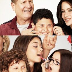 64 Modern Family HD Wallpapers