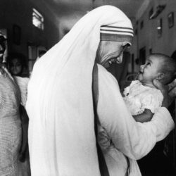 Mother Teresa Photos: Image Show the Power of Her Work