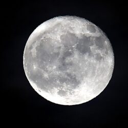 Tonight’s supermoon will be the largest since 1948