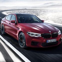 Download wallpapers of the new 2018 BMW F90 M5