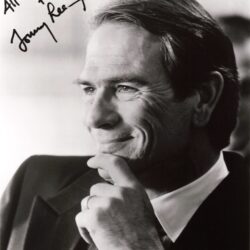 Tommy Lee Jones Autograph