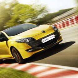 Renault Megane RS Yellow ❤ 4K HD Desktop Wallpapers for 4K Ultra HD