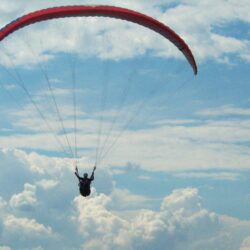 px 48.19 KB Paragliding
