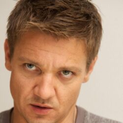 Jeremy Renner wallpapers