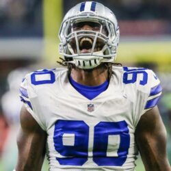 Cowboys DE DeMarcus Lawrence expected to play under franchise tag
