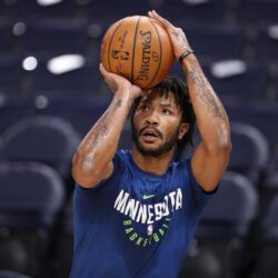 Derrick Rose blocks out doubters as he starts new journey in