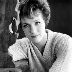 Julie Andrews HD Wallpapers