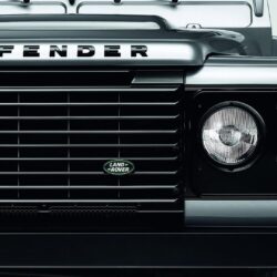 Download Silver Land Rover Defender XS Radiator Grille