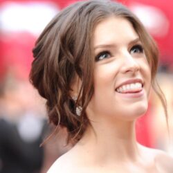 Anna Kendrick Wallpapers Hd Collection For Free Download