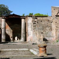 Ancient villa in Pompeii, Italy wallpapers and image